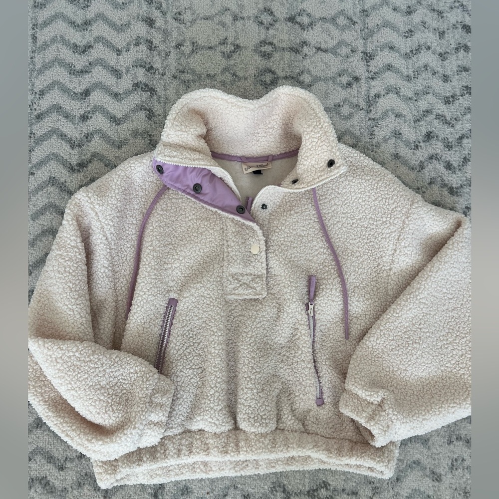 Universal Thread Pullover - image 1